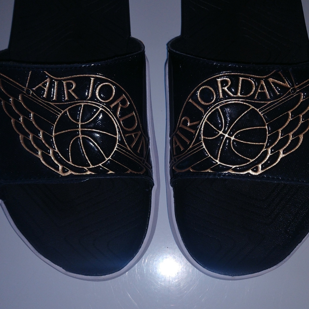Jordan hrdro slides